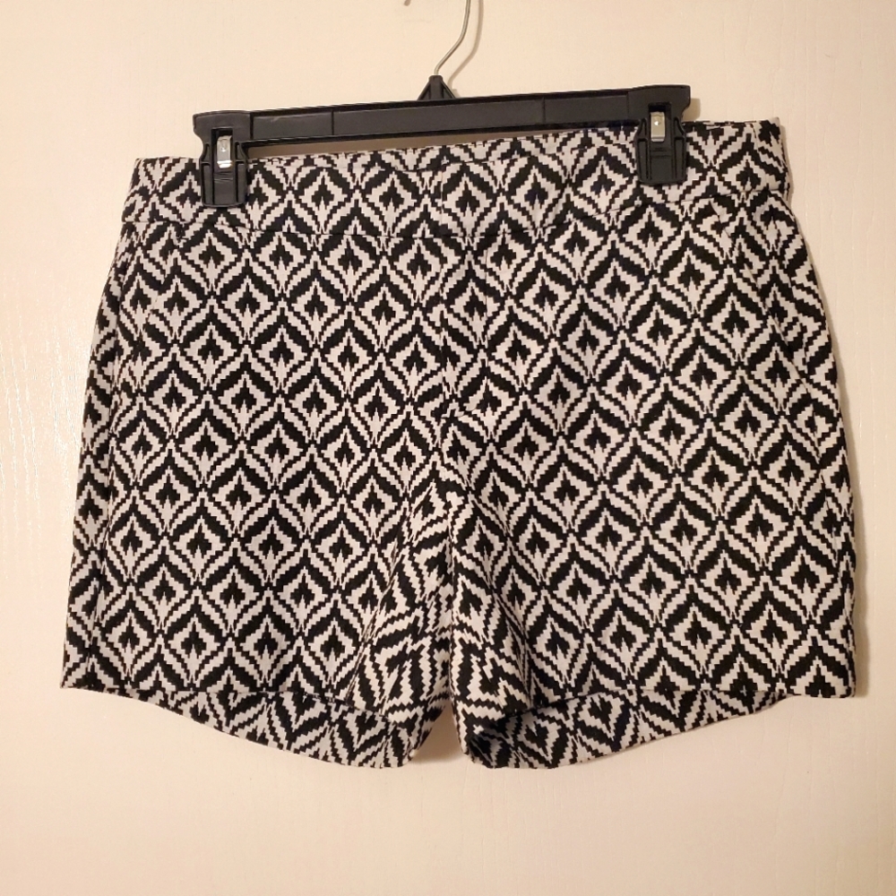 Banana Republic printed shorts